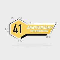 41 jaren verjaardag logo vector ontwerp met geel meetkundig vorm met grijs achtergrond
