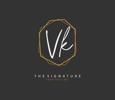 v k vk eerste brief handschrift en handtekening logo. een concept handschrift eerste logo met sjabloon element. vector