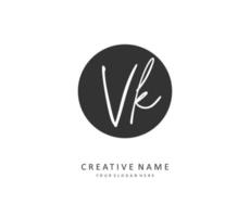 v k vk eerste brief handschrift en handtekening logo. een concept handschrift eerste logo met sjabloon element. vector