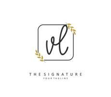 vl eerste brief handschrift en handtekening logo. een concept handschrift eerste logo met sjabloon element. vector
