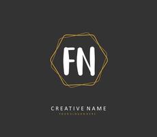f n fn eerste brief handschrift en handtekening logo. een concept handschrift eerste logo met sjabloon element. vector