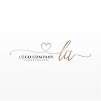 eerste la vrouwelijk logo collecties sjabloon. handschrift logo van eerste handtekening, bruiloft, mode, juwelen, boetiek, bloemen en botanisch met creatief sjabloon voor ieder bedrijf of bedrijf. vector