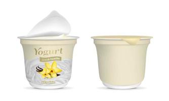 realistisch gedetailleerd 3d Open Grieks vanille yoghurt verpakking houder en leeg sjabloon mockup set. vector