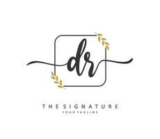 dr eerste brief handschrift en handtekening logo. een concept handschrift eerste logo met sjabloon element. vector