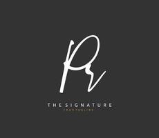 pr eerste brief handschrift en handtekening logo. een concept handschrift eerste logo met sjabloon element. vector