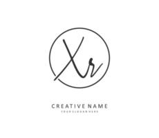 xr eerste brief handschrift en handtekening logo. een concept handschrift eerste logo met sjabloon element. vector