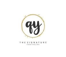 qy eerste brief handschrift en handtekening logo. een concept handschrift eerste logo met sjabloon element. vector