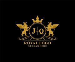 eerste jq brief leeuw Koninklijk luxe heraldisch, wapen logo sjabloon in vector kunst voor restaurant, royalty, boetiek, cafe, hotel, heraldisch, sieraden, mode en andere vector illustratie.