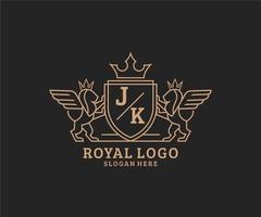 eerste jk brief leeuw Koninklijk luxe heraldisch, wapen logo sjabloon in vector kunst voor restaurant, royalty, boetiek, cafe, hotel, heraldisch, sieraden, mode en andere vector illustratie.