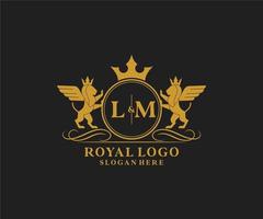 eerste lm brief leeuw Koninklijk luxe heraldisch, wapen logo sjabloon in vector kunst voor restaurant, royalty, boetiek, cafe, hotel, heraldisch, sieraden, mode en andere vector illustratie.