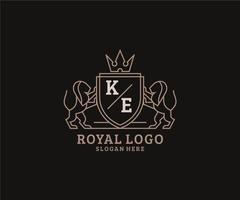eerste ke brief leeuw Koninklijk luxe logo sjabloon in vector kunst voor restaurant, royalty, boetiek, cafe, hotel, heraldisch, sieraden, mode en andere vector illustratie.