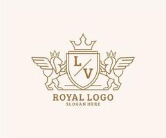 eerste lv brief leeuw Koninklijk luxe heraldisch, wapen logo sjabloon in vector kunst voor restaurant, royalty, boetiek, cafe, hotel, heraldisch, sieraden, mode en andere vector illustratie.