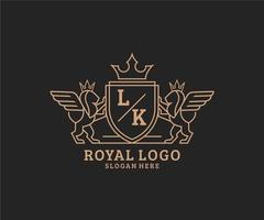 eerste lk brief leeuw Koninklijk luxe heraldisch, wapen logo sjabloon in vector kunst voor restaurant, royalty, boetiek, cafe, hotel, heraldisch, sieraden, mode en andere vector illustratie.