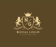 eerste ng brief leeuw Koninklijk luxe heraldisch, wapen logo sjabloon in vector kunst voor restaurant, royalty, boetiek, cafe, hotel, heraldisch, sieraden, mode en andere vector illustratie.