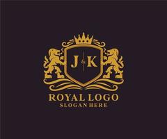 eerste jk brief leeuw Koninklijk luxe logo sjabloon in vector kunst voor restaurant, royalty, boetiek, cafe, hotel, heraldisch, sieraden, mode en andere vector illustratie.