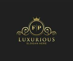 eerste fp brief Koninklijk luxe logo sjabloon in vector kunst voor restaurant, royalty, boetiek, cafe, hotel, heraldisch, sieraden, mode en andere vector illustratie.