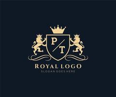 eerste pt brief leeuw Koninklijk luxe heraldisch, wapen logo sjabloon in vector kunst voor restaurant, royalty, boetiek, cafe, hotel, heraldisch, sieraden, mode en andere vector illustratie.