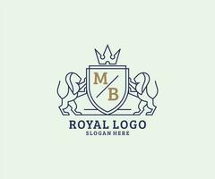 eerste mb brief leeuw Koninklijk luxe logo sjabloon in vector kunst voor restaurant, royalty, boetiek, cafe, hotel, heraldisch, sieraden, mode en andere vector illustratie.