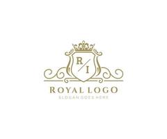 eerste ri brief luxueus merk logo sjabloon, voor restaurant, royalty, boetiek, cafe, hotel, heraldisch, sieraden, mode en andere vector illustratie.
