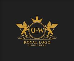 eerste qw brief leeuw Koninklijk luxe heraldisch, wapen logo sjabloon in vector kunst voor restaurant, royalty, boetiek, cafe, hotel, heraldisch, sieraden, mode en andere vector illustratie.