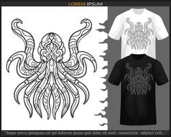 kraken Octopus mandala kunsten geïsoleerd Aan zwart en wit t shirt. vector