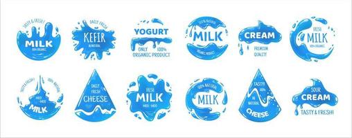 melk producten logo. kaas, room en yoghurt verpakking etiketten. geïsoleerd blauw stickers reeks voor branding voedsel containers. emblemen met spatten en druppelt. vector natuurlijk biologisch dranken