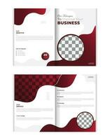 afdrukken rood kleur bi vouwen brochure ontwerp vector