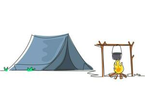 enkele doorlopende lijntekening camping met tent vreugdevuur en pot apparatuur. tent, kampvuur, dennenbos en rotsachtige bergen. avonturen in de natuur. een lijn tekenen grafisch ontwerp vectorillustratie vector