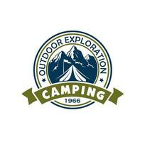 berg camping icoon, toerist tent en kamp vlag vector