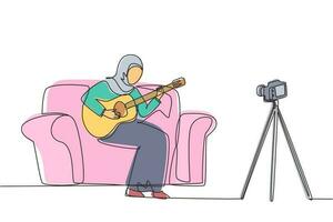continue één lijntekening Arabische vrouw blogger opname, live stoom gitaar spelen op sociale media. concept van gitarist online les terwijl je thuis blijft. enkele lijn tekenen ontwerp vectorillustratie vector