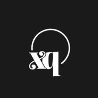 xq logo initialen monogram met circulaire lijnen, minimalistische en schoon logo ontwerp, gemakkelijk maar classy stijl vector