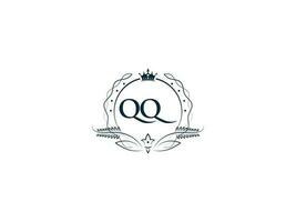 premie Koninklijk kroon qq logo, uniek brief qq q q logo icoon vector beeld ontwerp