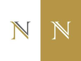 premie vector brief n logo met kroon vector, mooi logotype ontwerp voor luxe bedrijf branding. elegant identiteit ontwerp in goud kleur.