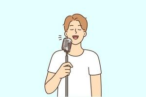 gelukkig jong Mens het zingen in microfoon Aan fase. glimlachen vent genieten karaoke nacht in club. vermaak en hobby. vector illustratie.