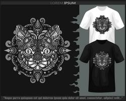 monochroom kleur kat hoofd mandala kunsten geïsoleerd Aan zwart en wit t shirt. vector