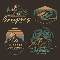 reeks verzameling van wijnoogst avontuur kenteken. camping embleem logo met berg illustratie in retro hipster stijl. vector