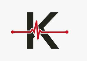 brief k hartslag logo voor medisch of Gezondheid symbool. medisch logo sjabloon ontwerp vector