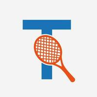 brief t padel tennis logo. padel racket logo ontwerp. strand tafel tennis club symbool vector