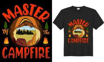 camping vector grafisch typografie illustratie t-shirt ontwerp. meester van de kampvuur. buitenshuis avontuur berg zomer motiverende citaat wandelen camper kampvuur afdrukken klaar eps t-shirt ontwerp.