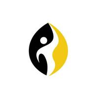 ovaal geel en zwart gekleurde logo met een menselijk figuur in negatief ruimte. logo voor sport, gezond levensstijl, Gezondheid zorg, psychologisch onderhoud, welzijn toerisme, en bedrijf. vector