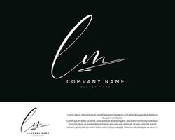 lm l m eerste brief handschrift en handtekening logo vector