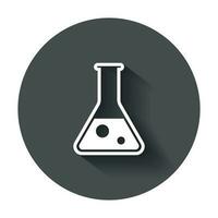 chemisch test buis pictogram icoon. laboratorium glaswerk of beker uitrusting geïsoleerd Aan wit achtergrond. experiment kolven met lang schaduw. vector