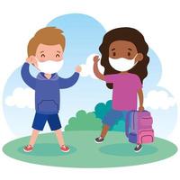 schattige kinderen die een medisch masker dragen om coronavirus covid 19 met schooltas te voorkomen, kleine studenten die een beschermend medisch masker dragen vector