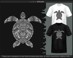 monochroom zee schildpad mandala kunsten geïsoleerd Aan zwart en wit t shirt. vector