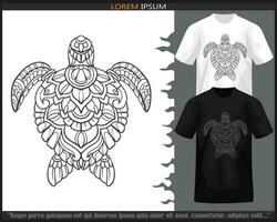 zee schildpad mandala kunsten geïsoleerd Aan zwart en wit t shirt. vector