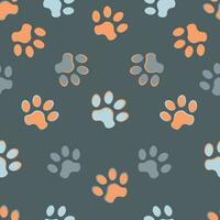 naadloos patroon met sporen van een kat of hond Aan een grijs achtergrond. schattig kleur. vector