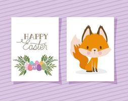 uitnodiging met vrolijke paasbelettering met een schattige vos en een mand vol paaseieren op een paarse achtergrond vector