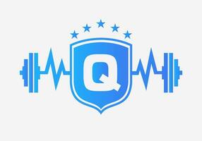 brief q Sportschool geschiktheid logo ontwerp concept met barbell schild en begin icoon. lichaamsbouw Sportschool symbool vector