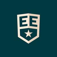 eerste ee logo ster schild symbool met gemakkelijk ontwerp vector