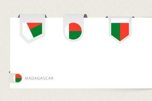 etiket vlag verzameling van Madagascar in verschillend vorm geven aan. lint vlag sjabloon van Madagascar vector